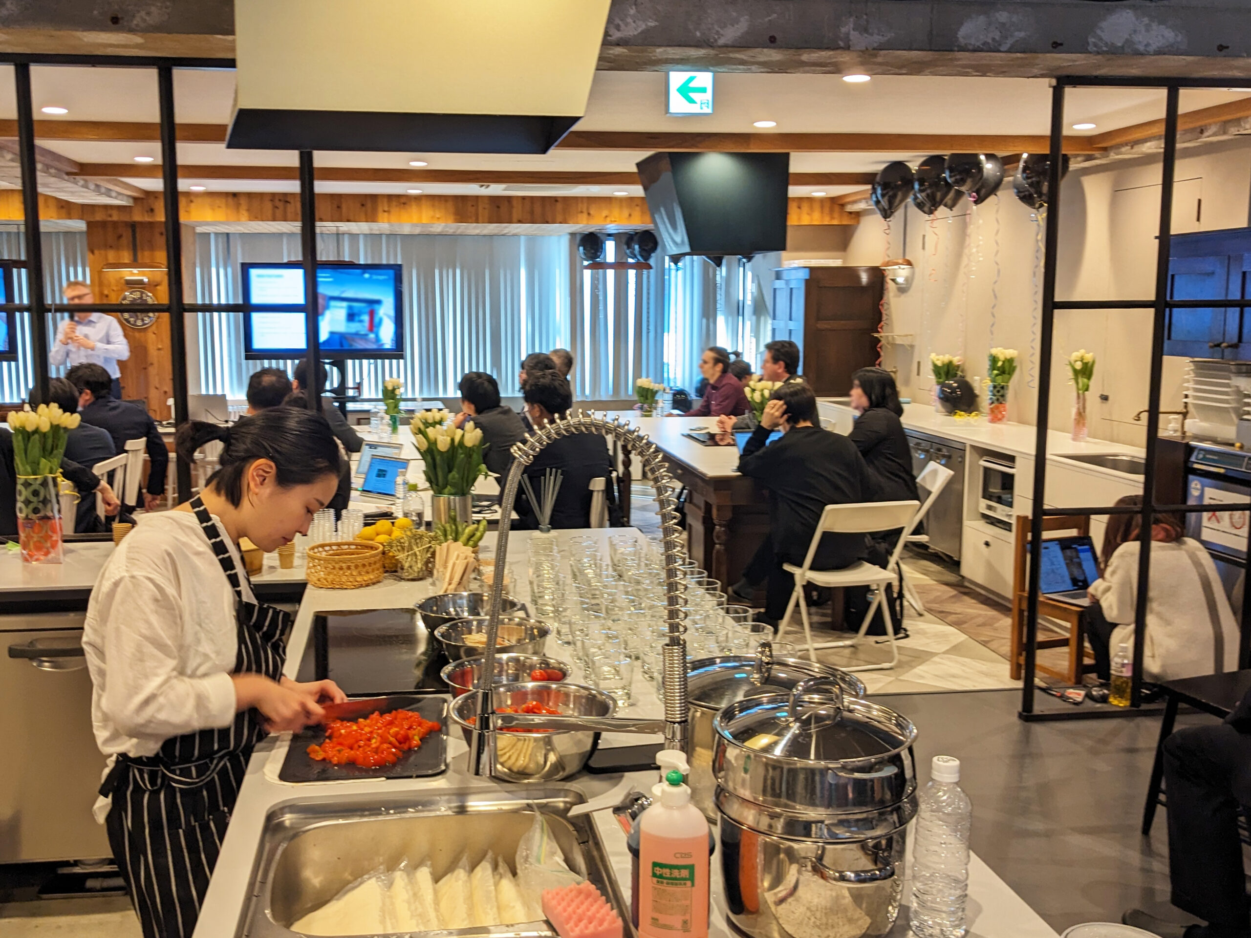 2か所にキッチンがあるイベント会場